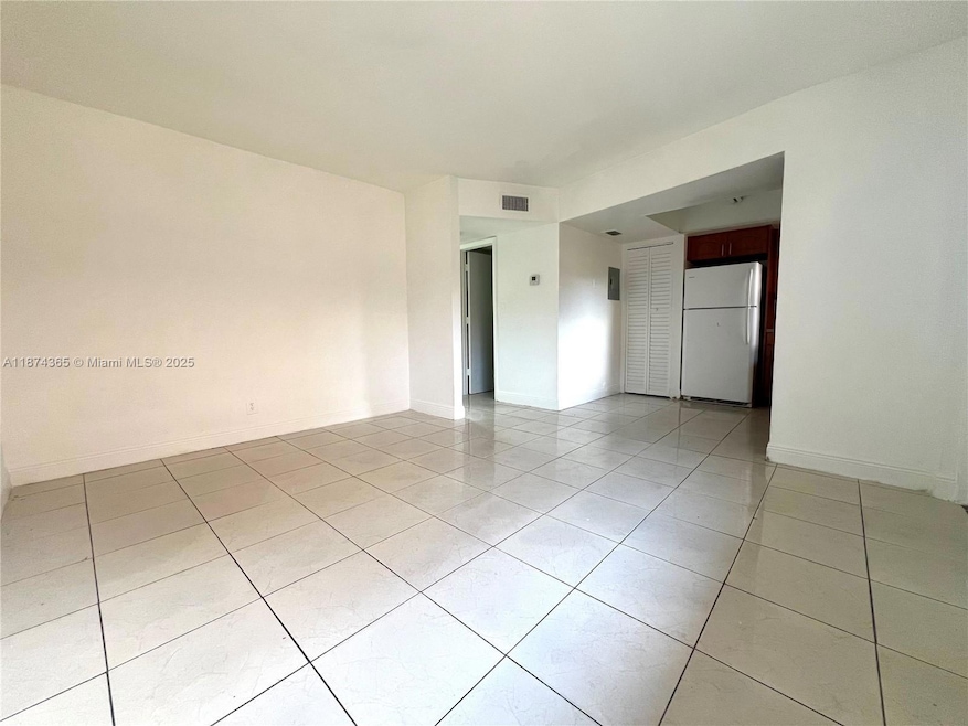 For Rent $1,700/month