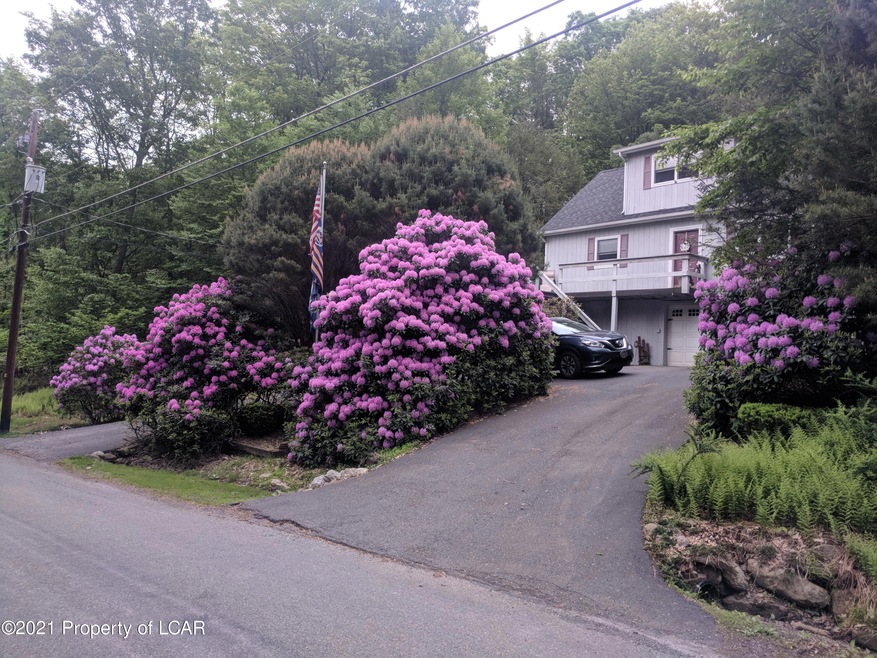 151 Grouse Ridge Ln, Drums, PA 18222 - photo 1