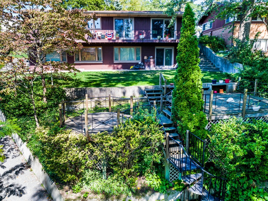 7076 S Maple, Coloma, MI - Paw Paw Lake