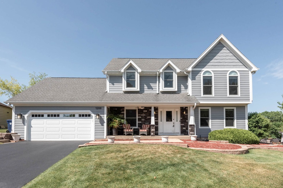 1200 Brandywine Cir unit 3, Algonquin, IL 60102 - photo 1