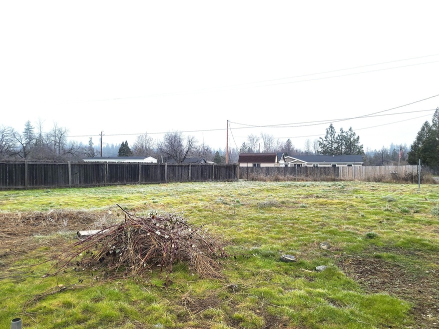 568 Pleasant Valley Rd, Merlin, OR 97532 - photo 1