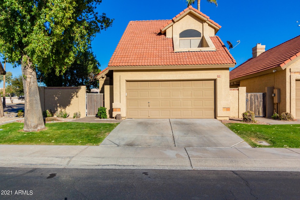 855 N Kenneth Place, Chandler, AZ 85226 - photo 1