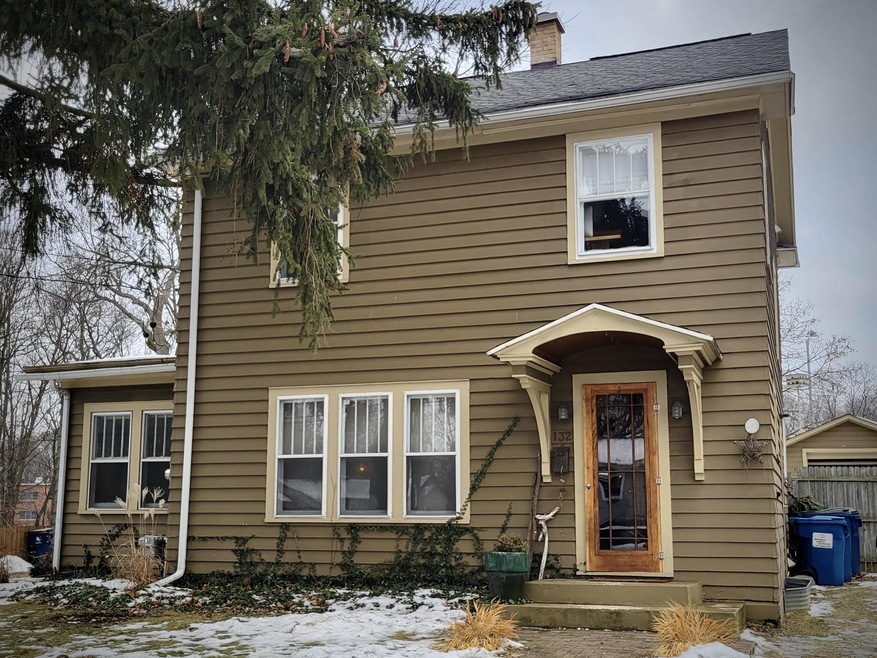 132 Dartmouth