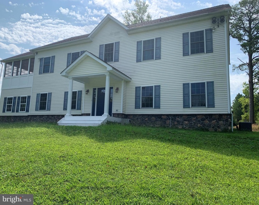 8777 Sandy Beach Ln, King George, VA 22485 - photo 1