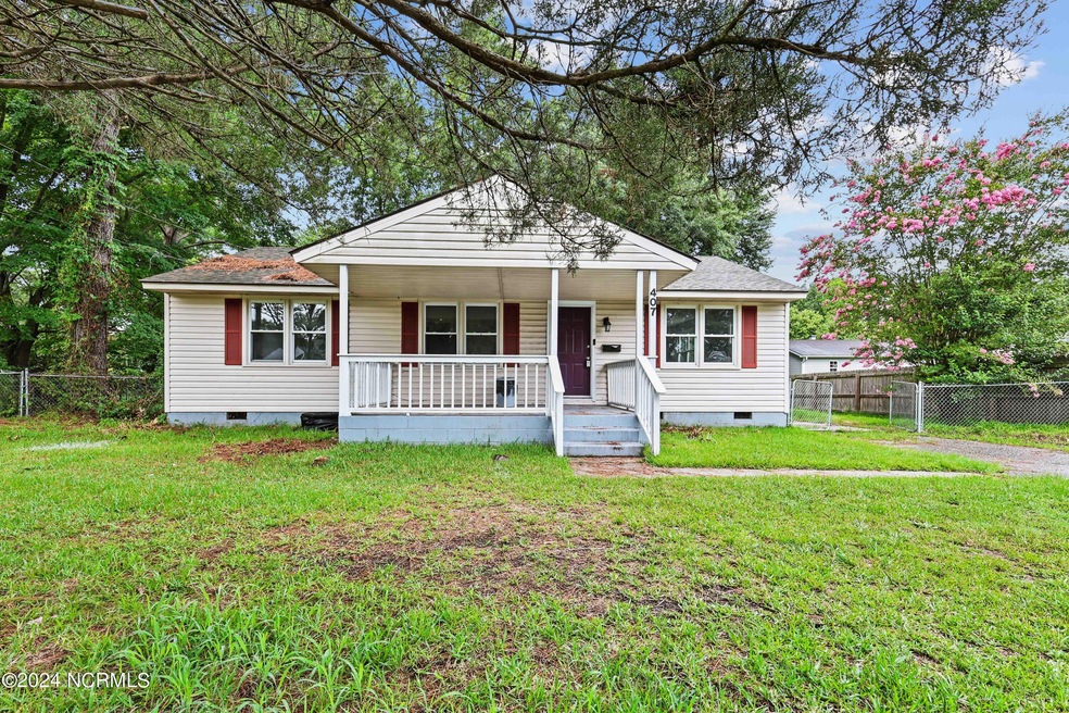 407 Henderson Dr, Jacksonville, NC 28540 - photo 1