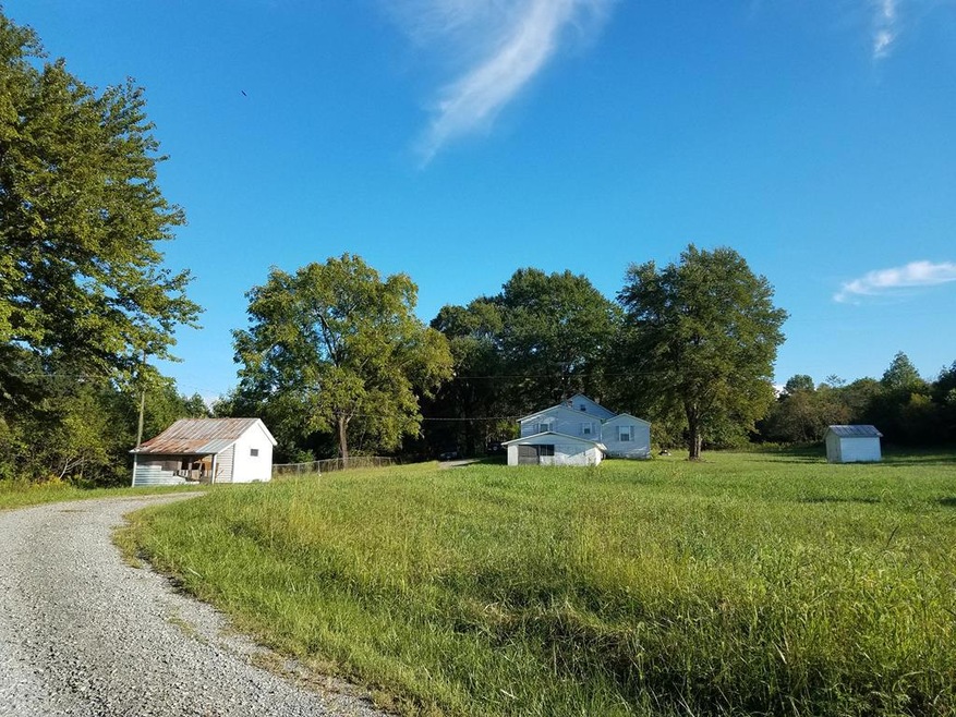 153 Wynell Dr, Callands, VA 24530 - photo 1