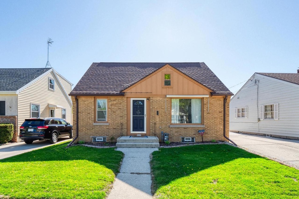 2405 S 12th Street