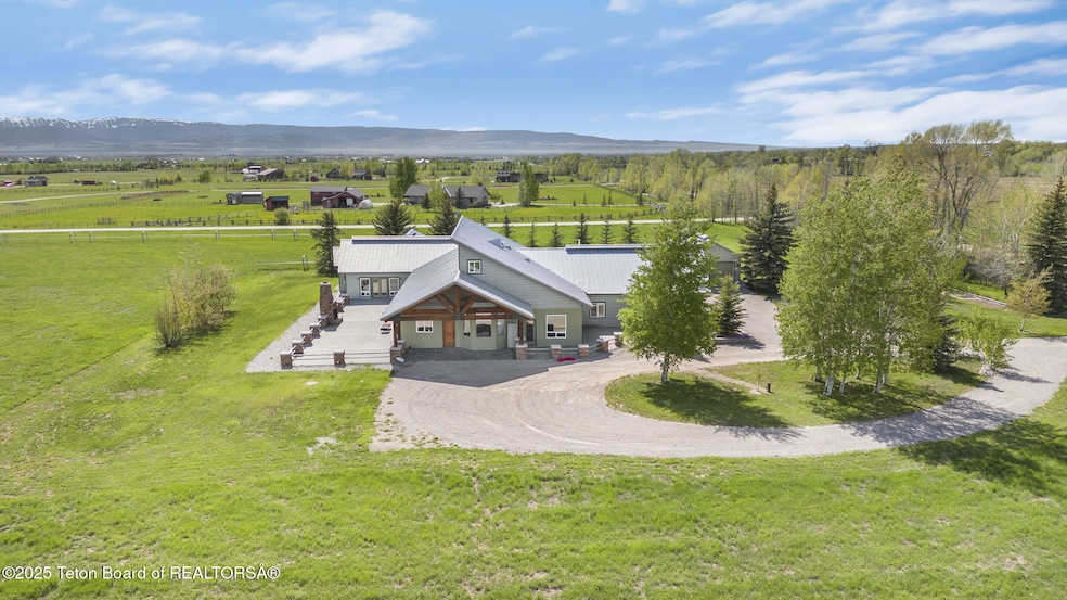 For Sale $2,250,000 • Co-Listing Agent