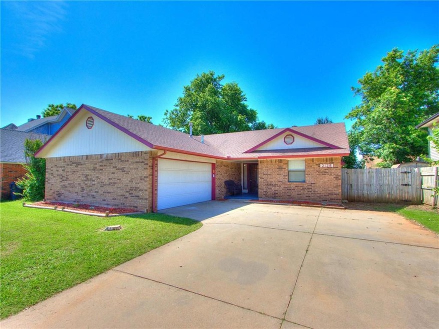 2128 NE 10th St, Moore, OK 73160 - photo 1