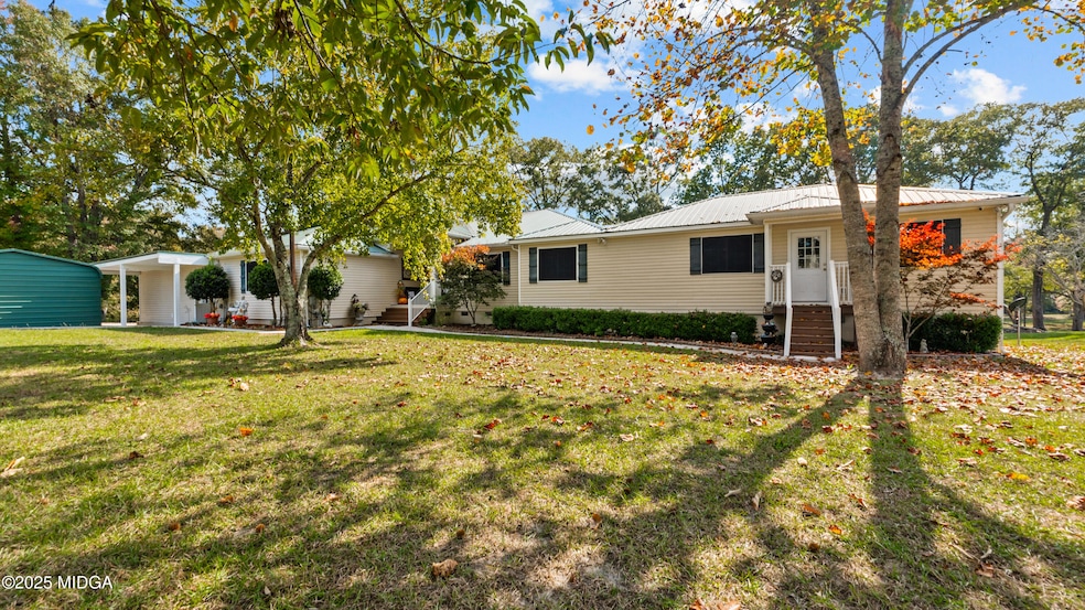 7805 Nowell Rd S, Macon, GA 31216 - photo 1