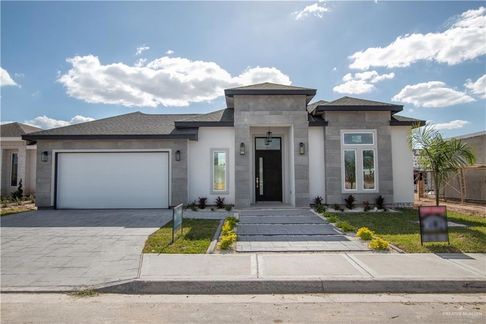 405 W Smith Dr, Pharr, TX 78577 - photo 1