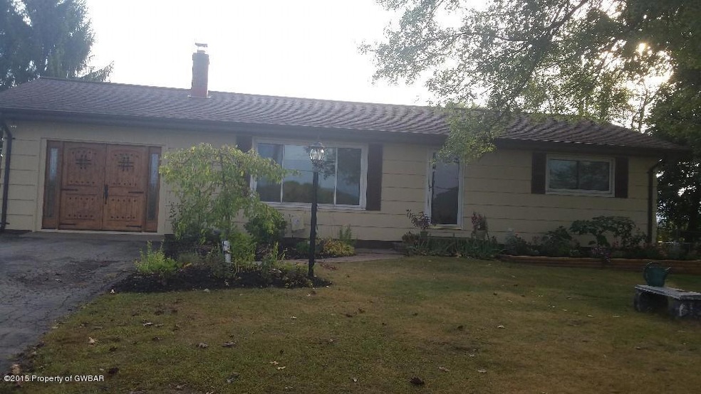 42 Lions Dr, Drums, PA 18222 - photo 1