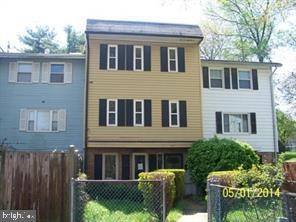 144 Daimler Dr unit 88, Capitol Heights, MD 20743 - photo 1
