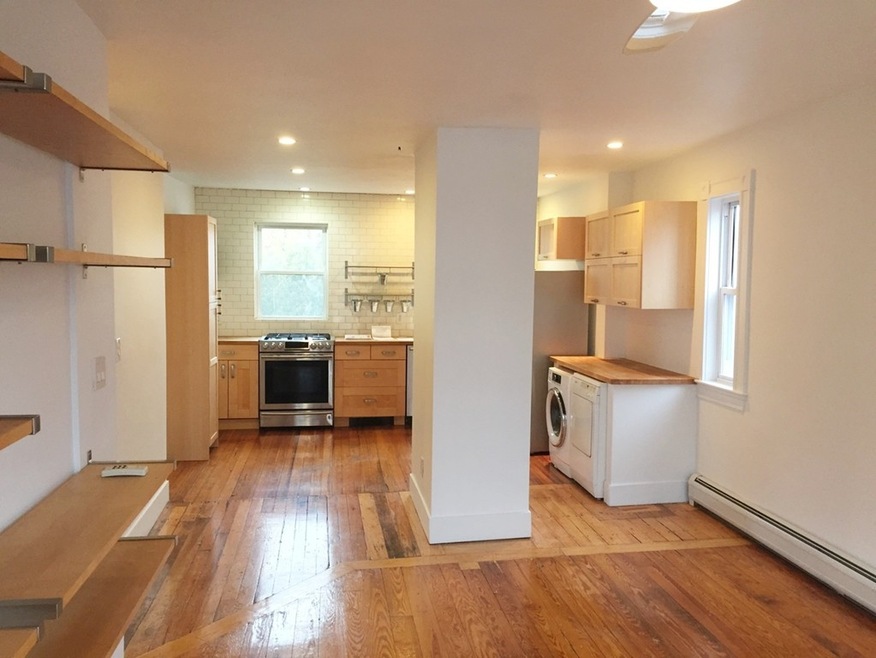 16 1/2 Magnolia Ave unit 3, Cambridge, MA 02138 - photo 1