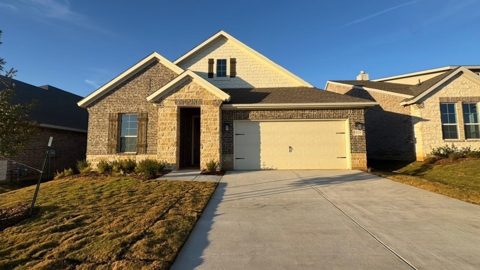 3519 Helena St, Gainesville, TX 76240 - photo 1