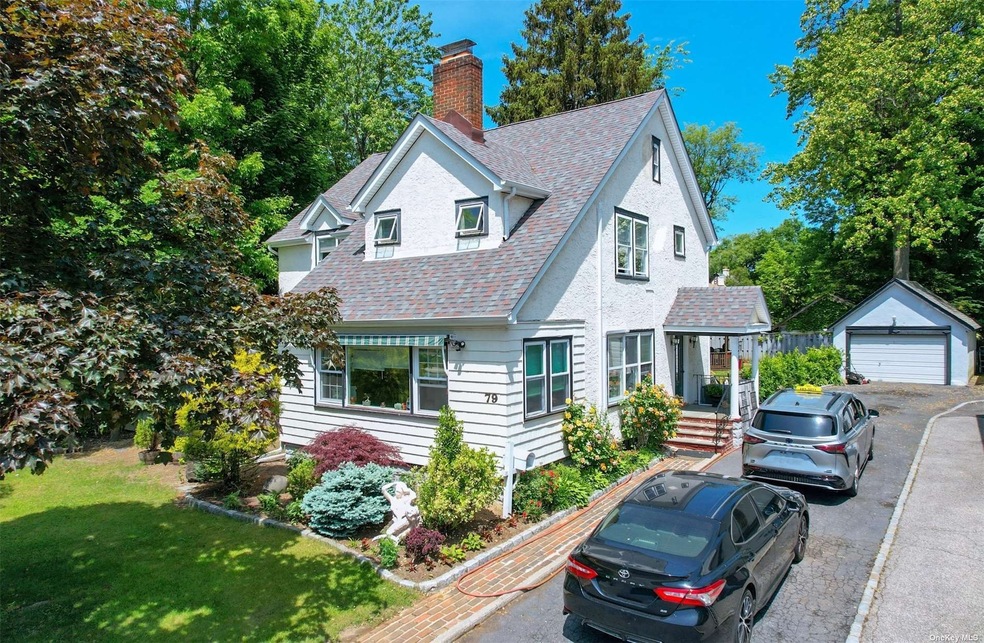 Sold $1,230,000 • Co-Listing Agent