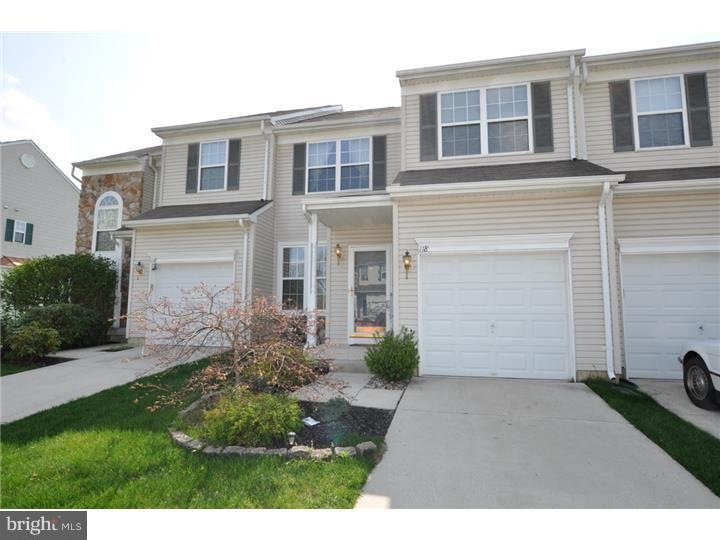 118 Beacon Dr, Woodbury, NJ 08096 - photo 1