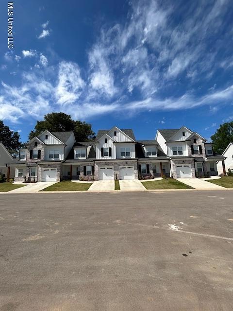 Sold • Co-Listing Agent