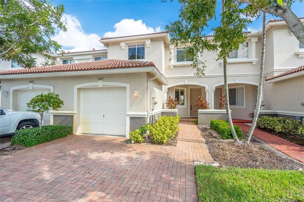 2007 Oakhurst Way, Riviera Beach, FL 33404 - photo 1