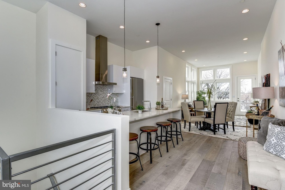 3123 Warder St NW unit 3, Washington, DC 20010 - photo 1