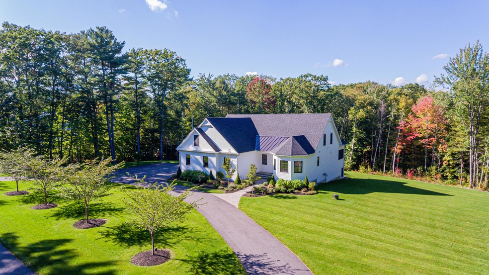 8 Stuga Ln, Scarborough, ME 04074 - photo 1