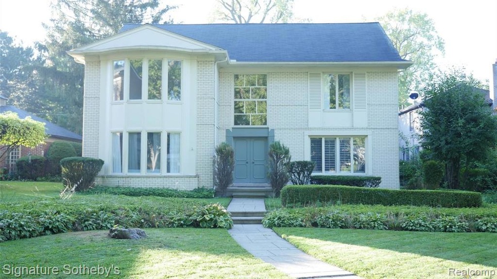 15836 Windmill Pte, Grosse Pointe Park, MI 48230 - photo 1