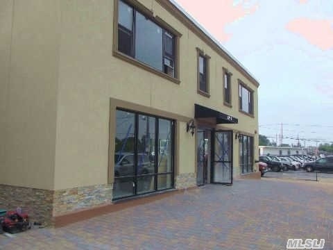 329 Broadway unit C, Bethpage, NY 11714 - photo 1