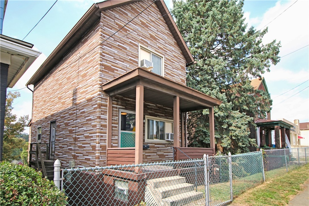 Welcome to 1326 Wolfe...