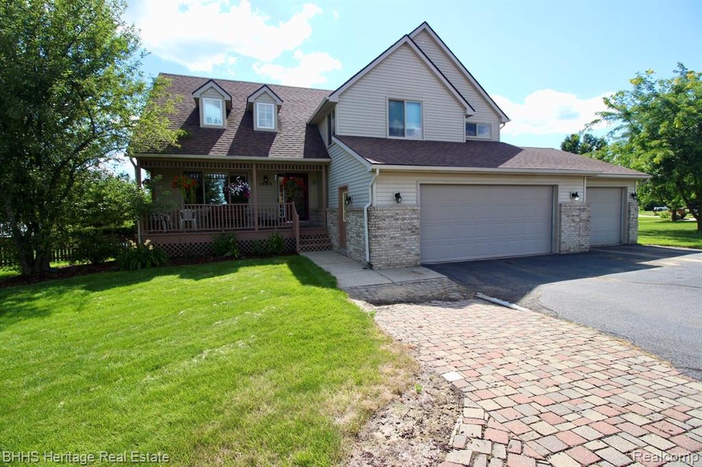 Front view of home