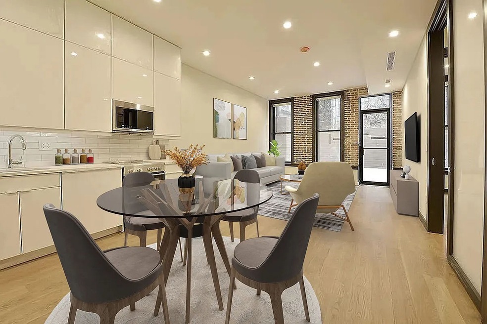 137 Thompson St unit GARDEN, New York, NY 10012 - photo 1