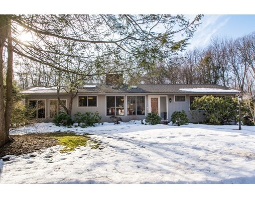 28 Dennis Cir, Northborough, MA 01532 - photo 1