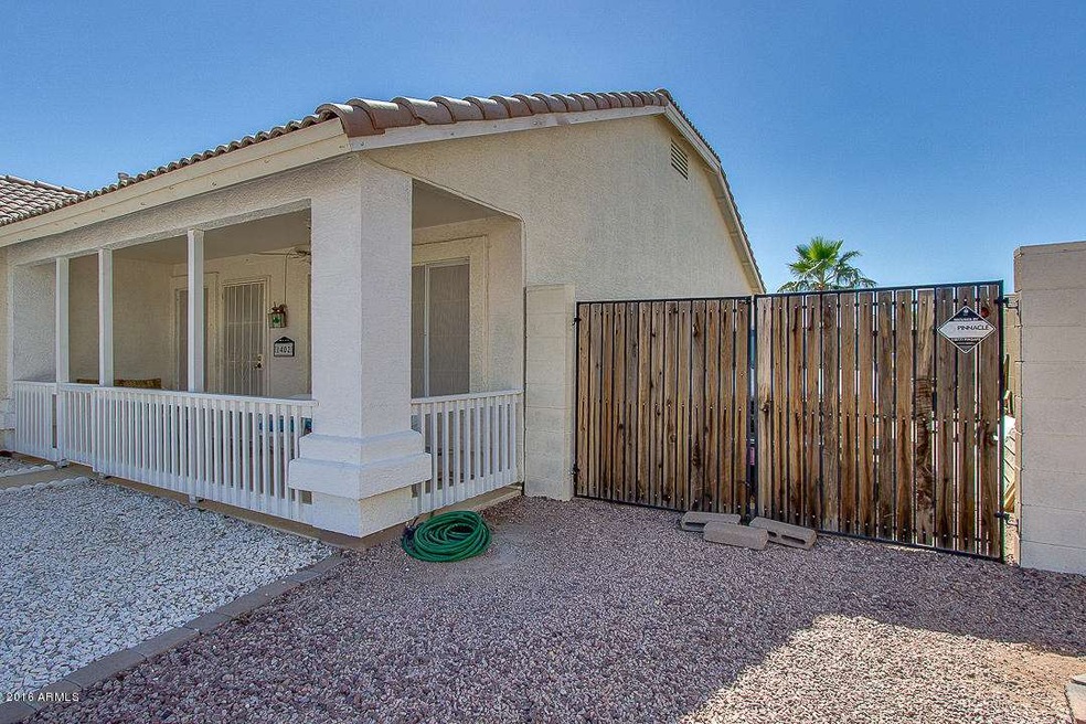 RV GATE