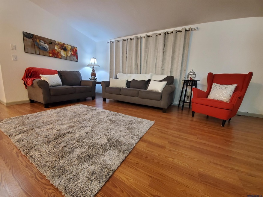 1310 Lincoln St SW, Albany, OR 97321 - photo 1