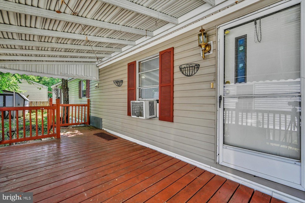 1118 Broadway Ave, Reading, PA 19606 - photo 1