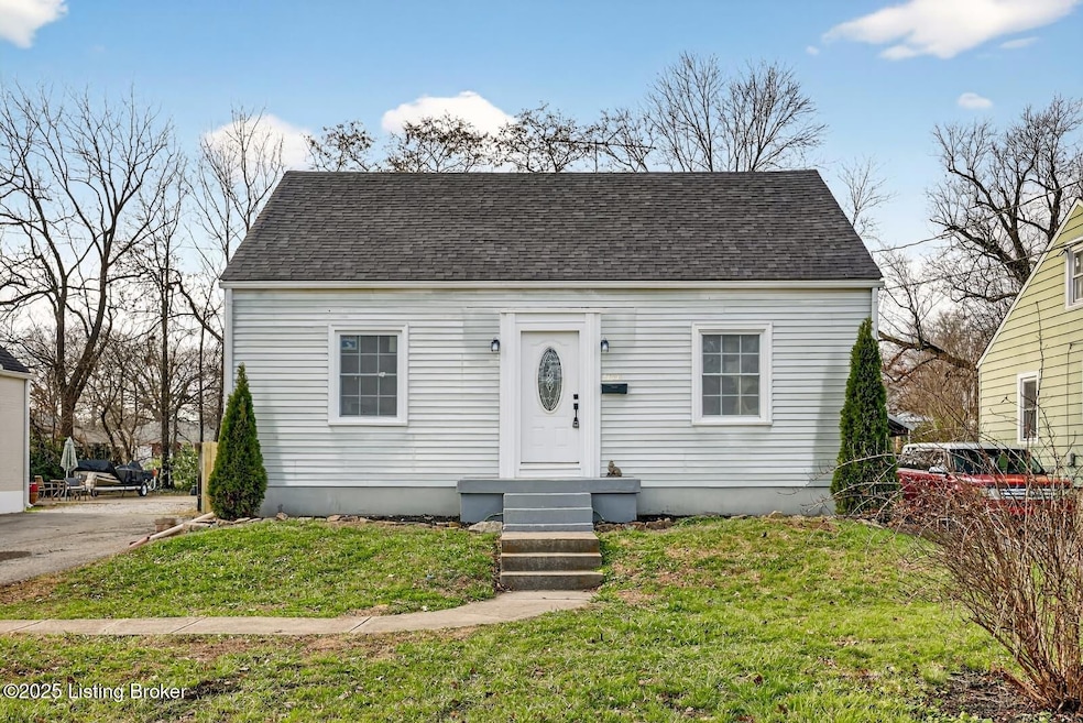 4111 Millcreek Dr, Louisville, KY 40216 - photo 1