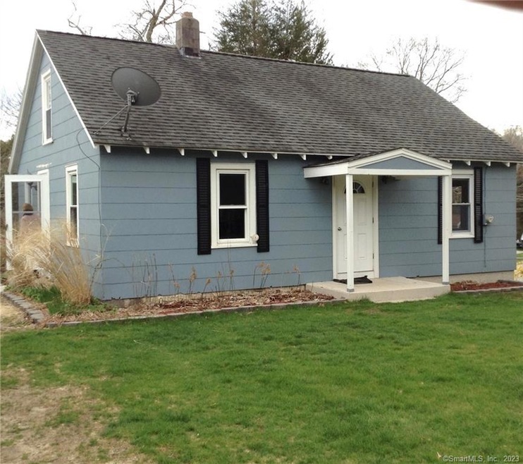 319A Chesterfield Rd, East Lyme, CT 06333 - photo 1