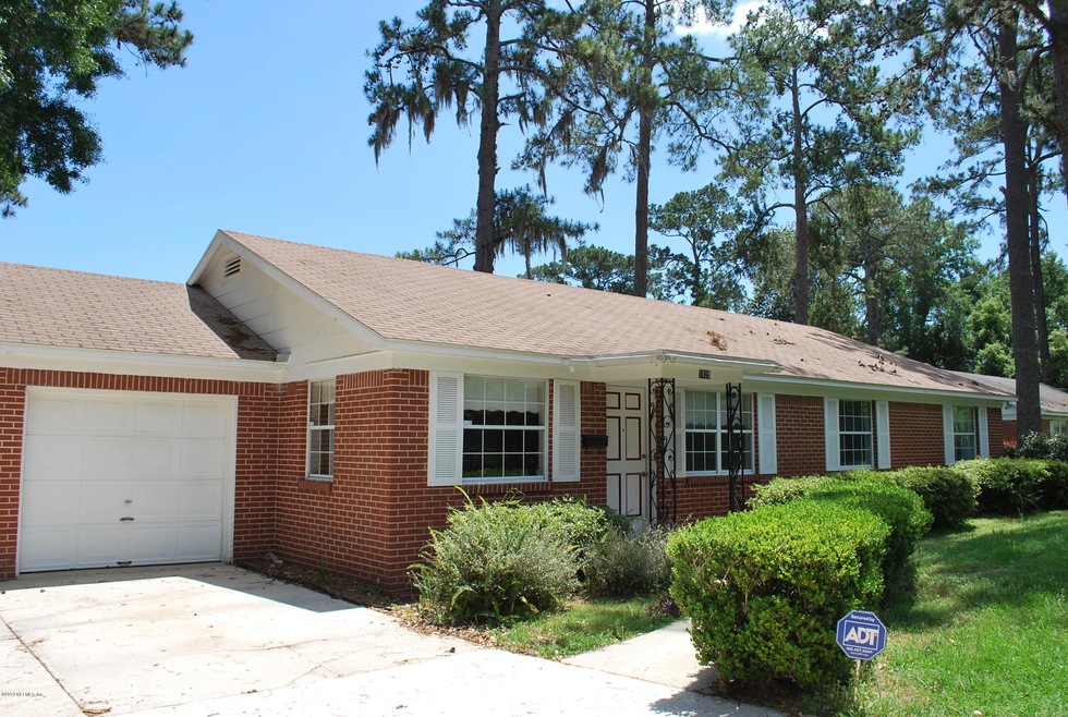 1825 Niblick Dr, Jacksonville, FL 32210 - photo 1