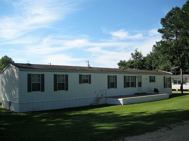 1017 Aaron Ln, Summerton, SC 29148 - photo 1