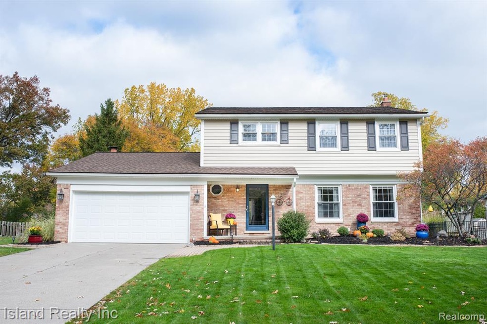 8410HamptonGrosseIle-8.jpg