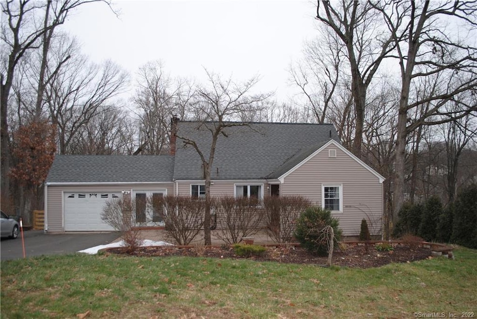 109 Jones Dr, New Britain, CT 06053 - photo 1