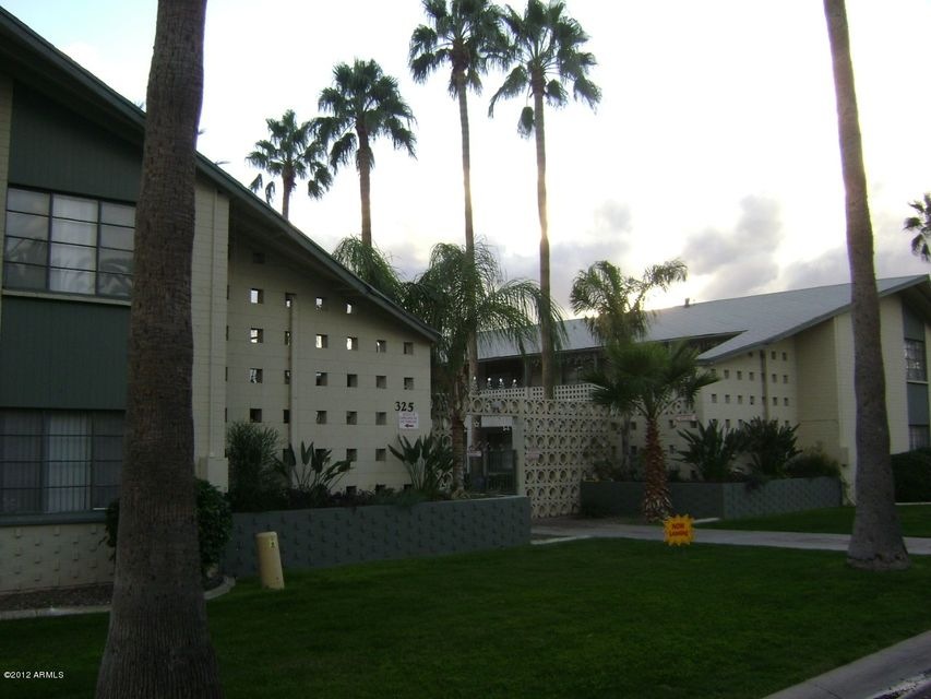 Uptown Exterior (2)