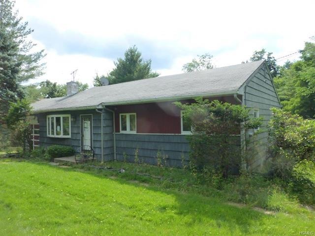 64 Stephen Dr, Pleasantville, NY 10570 - photo 1