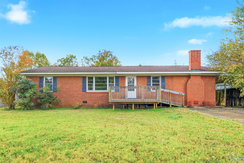 811 Peachtree St, Athens, AL 35611 - photo 1