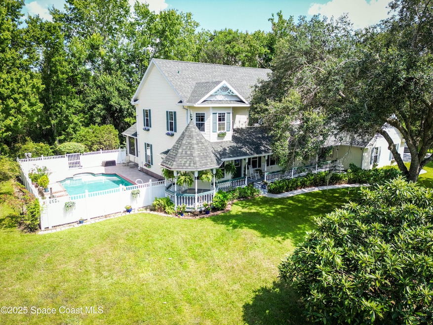 Pending $749,500 • Co-Listing Agent