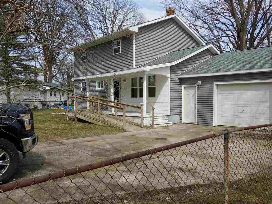 2258 Glade St, Burton, MI 48509 - photo 1