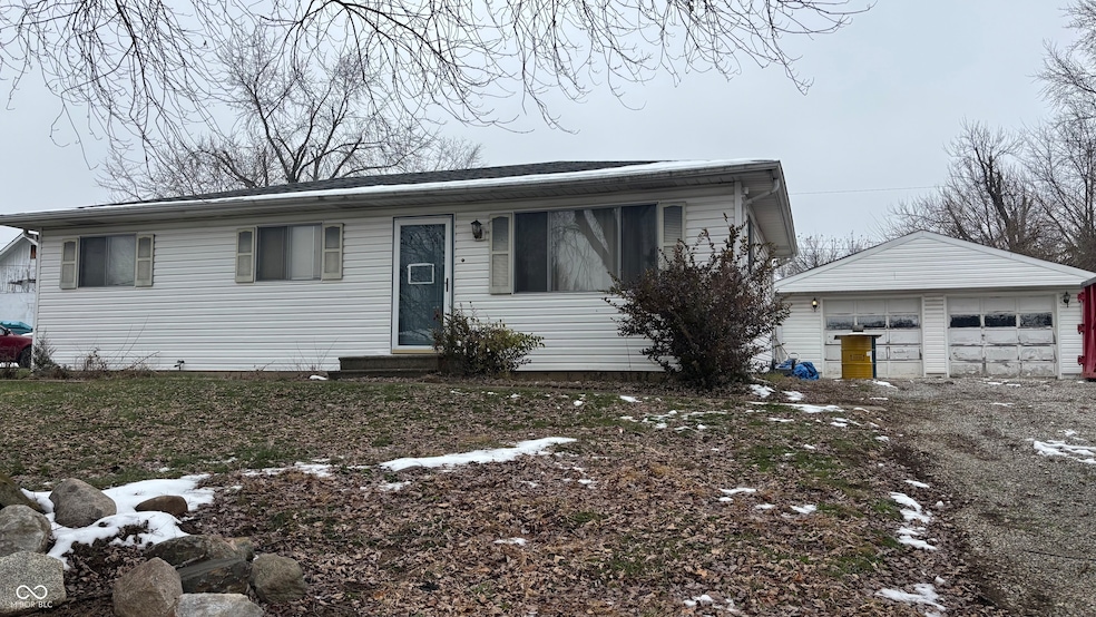 3502 Ferncliff Ave, Indianapolis, IN 46227 - photo 1