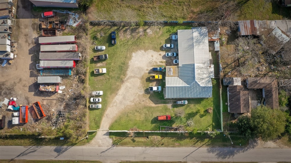 9912 Burden St, Houston, TX 77093 - photo 1