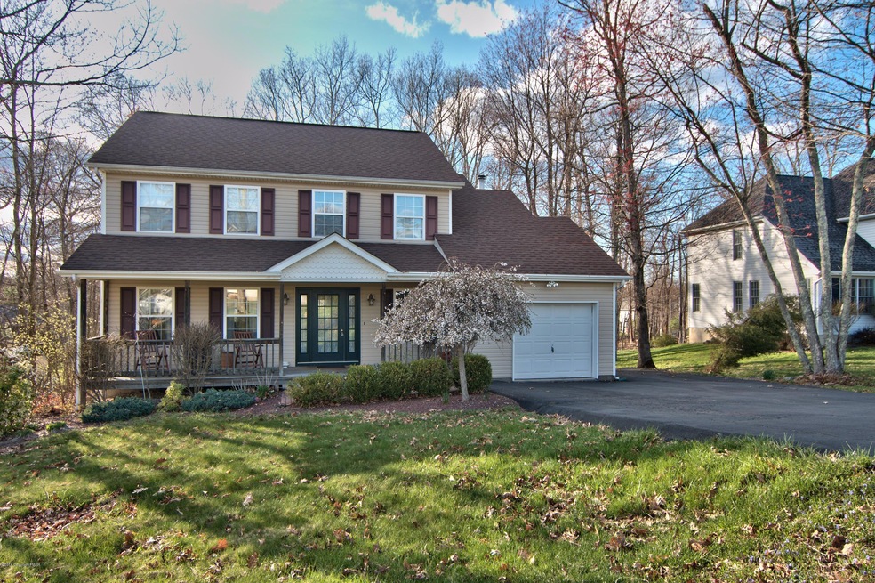 2429 Horseshoe Dr, East Stroudsburg, PA 18301 - photo 1