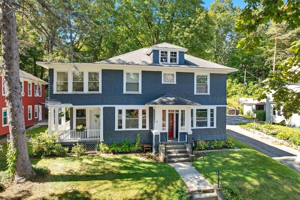 Pending $580,000 • Co-Listing Agent