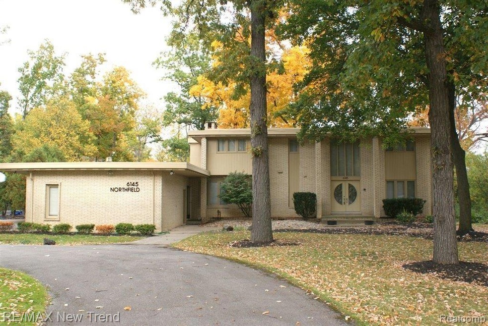 6145 Northfield Rd, West Bloomfield, MI 48322 - photo 1